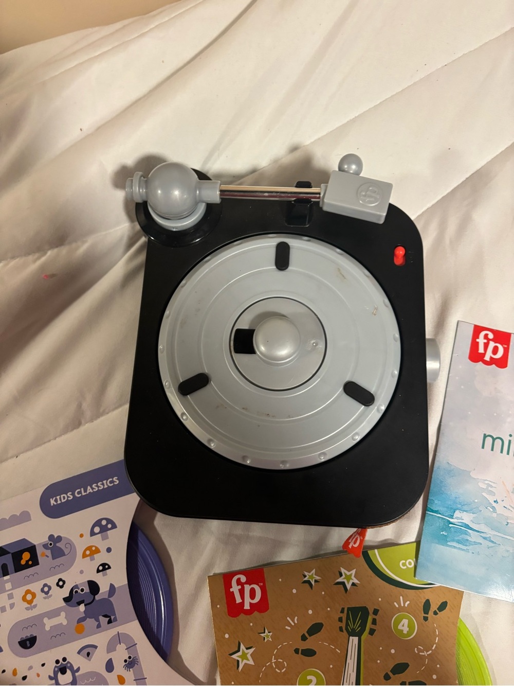 Fisher-Price Laugh & Learn Preschool Record Player- 5 Records- Tested - Picture 4 of 6